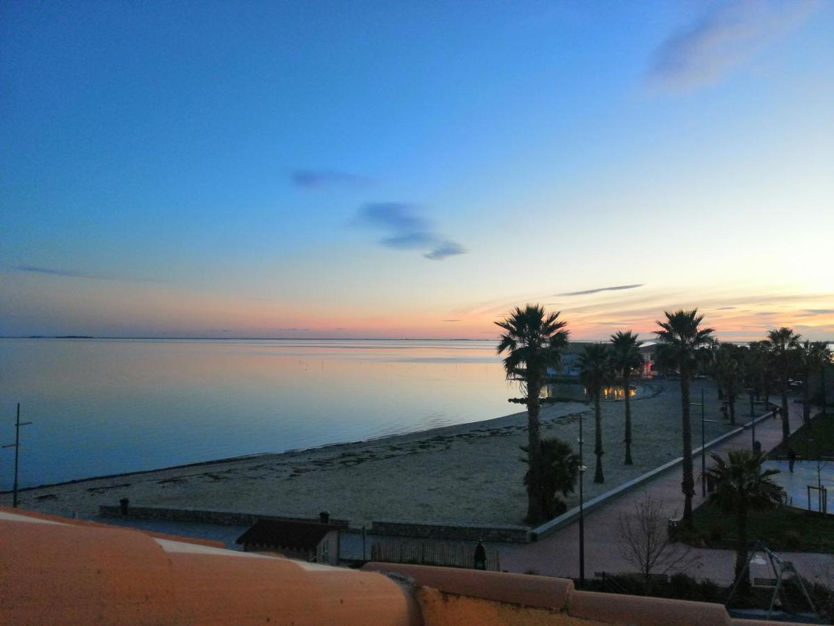 Le Sud Sur Plage Meze Exterior photo
